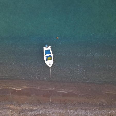 Seashore Beachfront Villa Lakhania Dış mekan fotoğraf