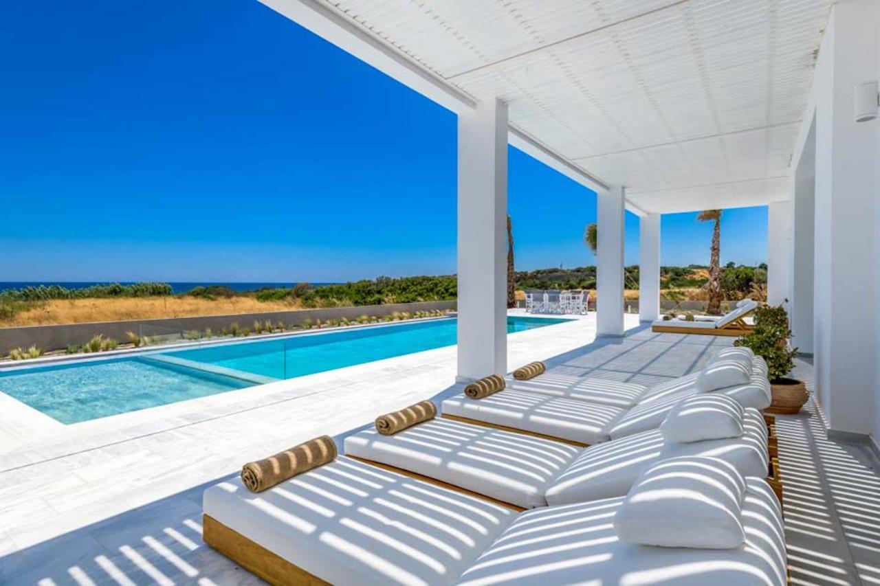 Seashore Beachfront Villa Lakhania Dış mekan fotoğraf