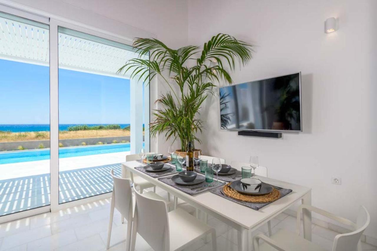 Seashore Beachfront Villa Lakhania Dış mekan fotoğraf