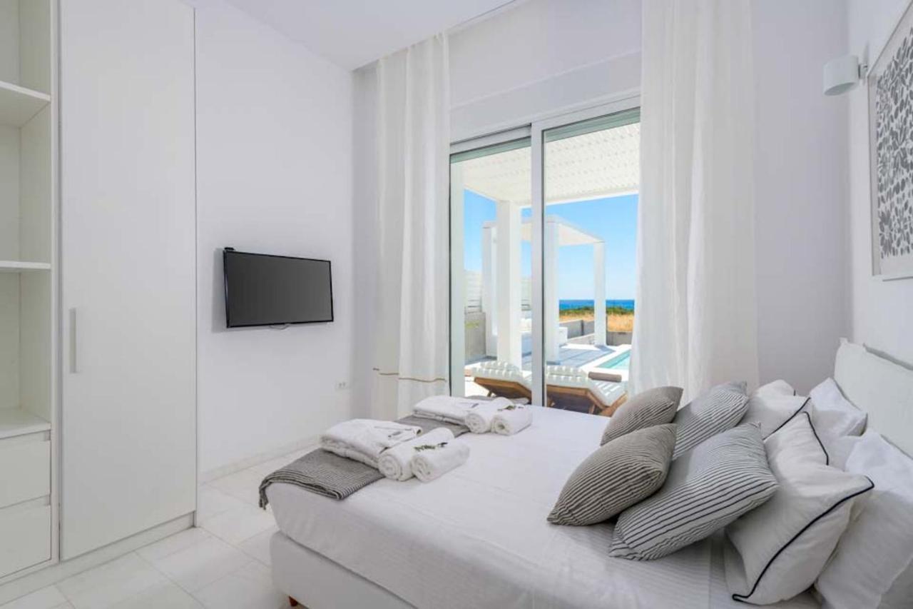 Seashore Beachfront Villa Lakhania Dış mekan fotoğraf